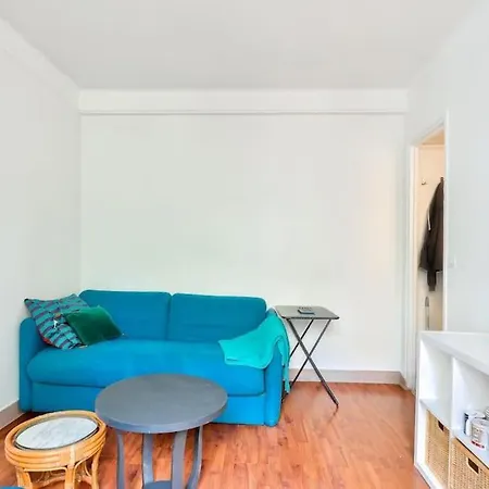 Charming Studio Near The Eiffel Tower