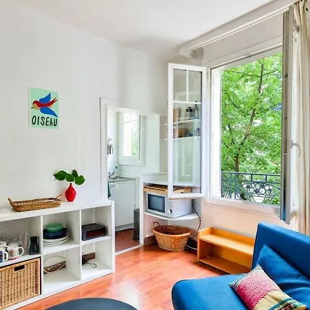 Charming Studio Near The Eiffel Tower アパート パリ