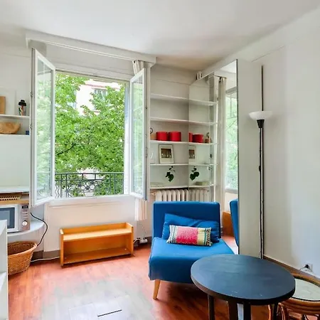 Charming Studio Near The Eiffel Tower *